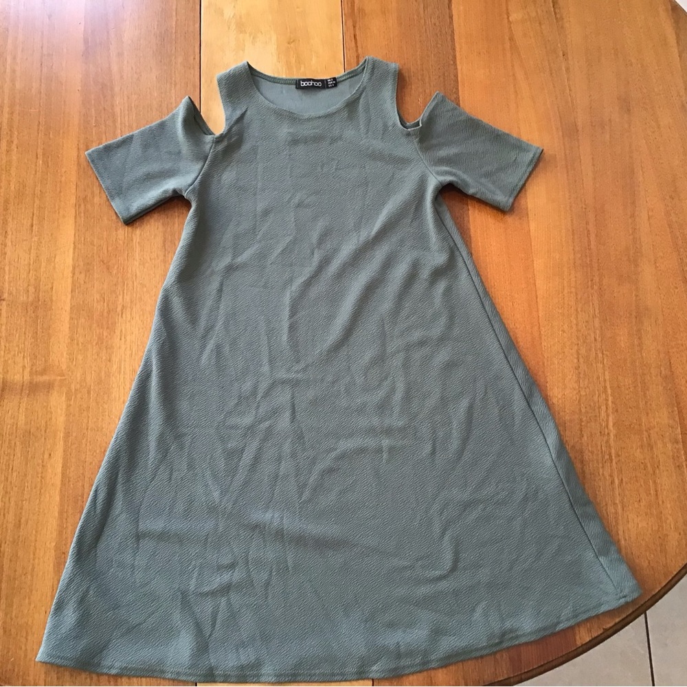 boohoo dress